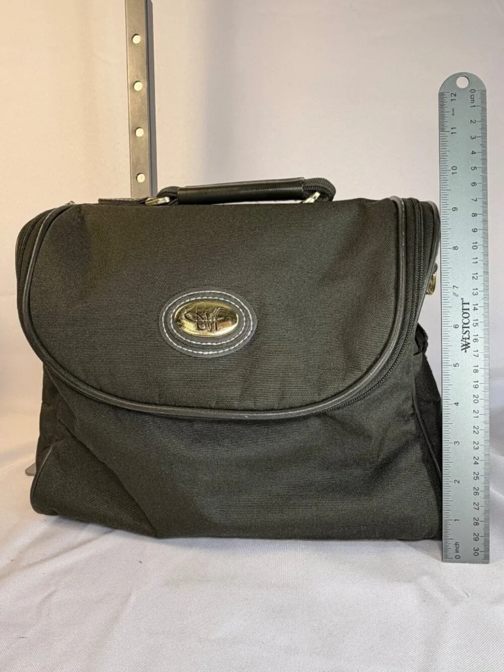 Diane Von Furstenberg DVF Black Canvas Travel Bag Toiletry Cosmetic Case Gold Lo